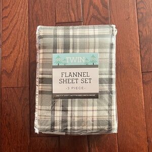 Plaid Flannel Twin Sheet Set - Gray, White, Tan